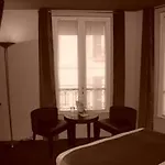 Aero Passy Hotel 3*